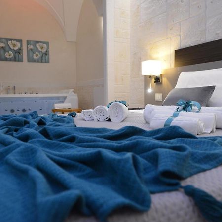 Suite Laurel Spa Con Idromassaggio Фазано Екстер'єр фото