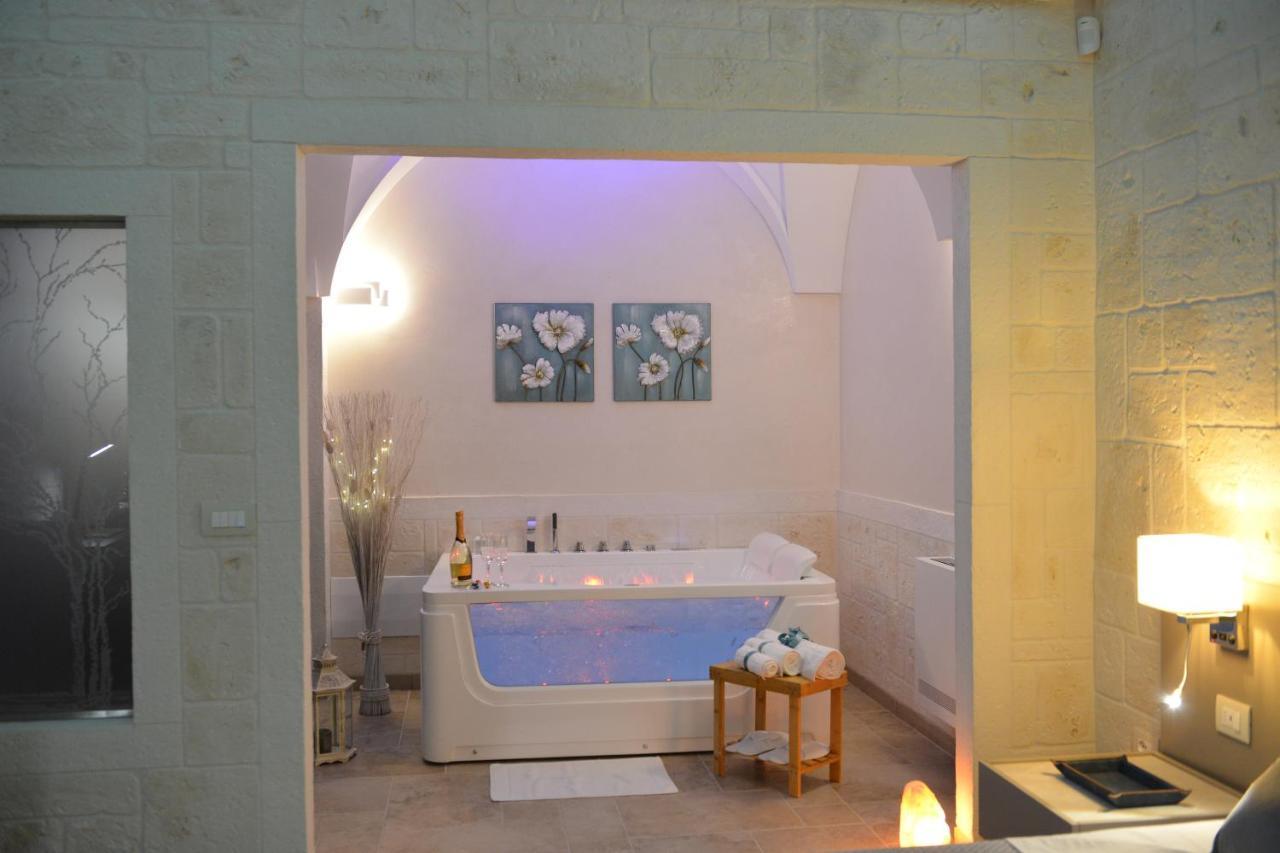 Suite Laurel Spa Con Idromassaggio Фазано Екстер'єр фото