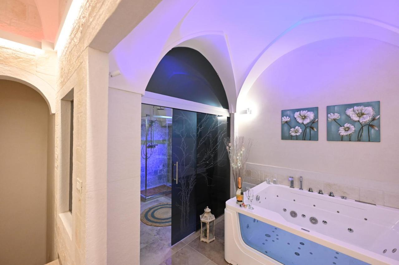 Suite Laurel Spa Con Idromassaggio Фазано Екстер'єр фото