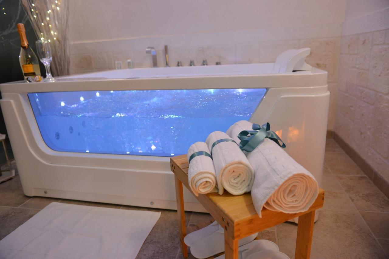 Suite Laurel Spa Con Idromassaggio Фазано Екстер'єр фото